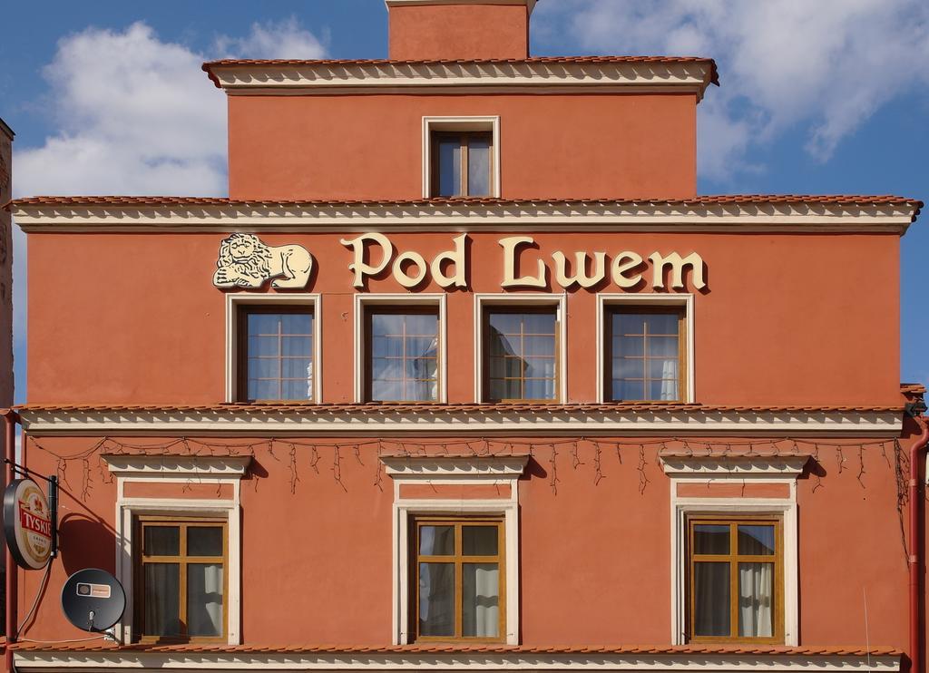 Apartamenty Pod Lwem シュフィドニツァ エクステリア 写真